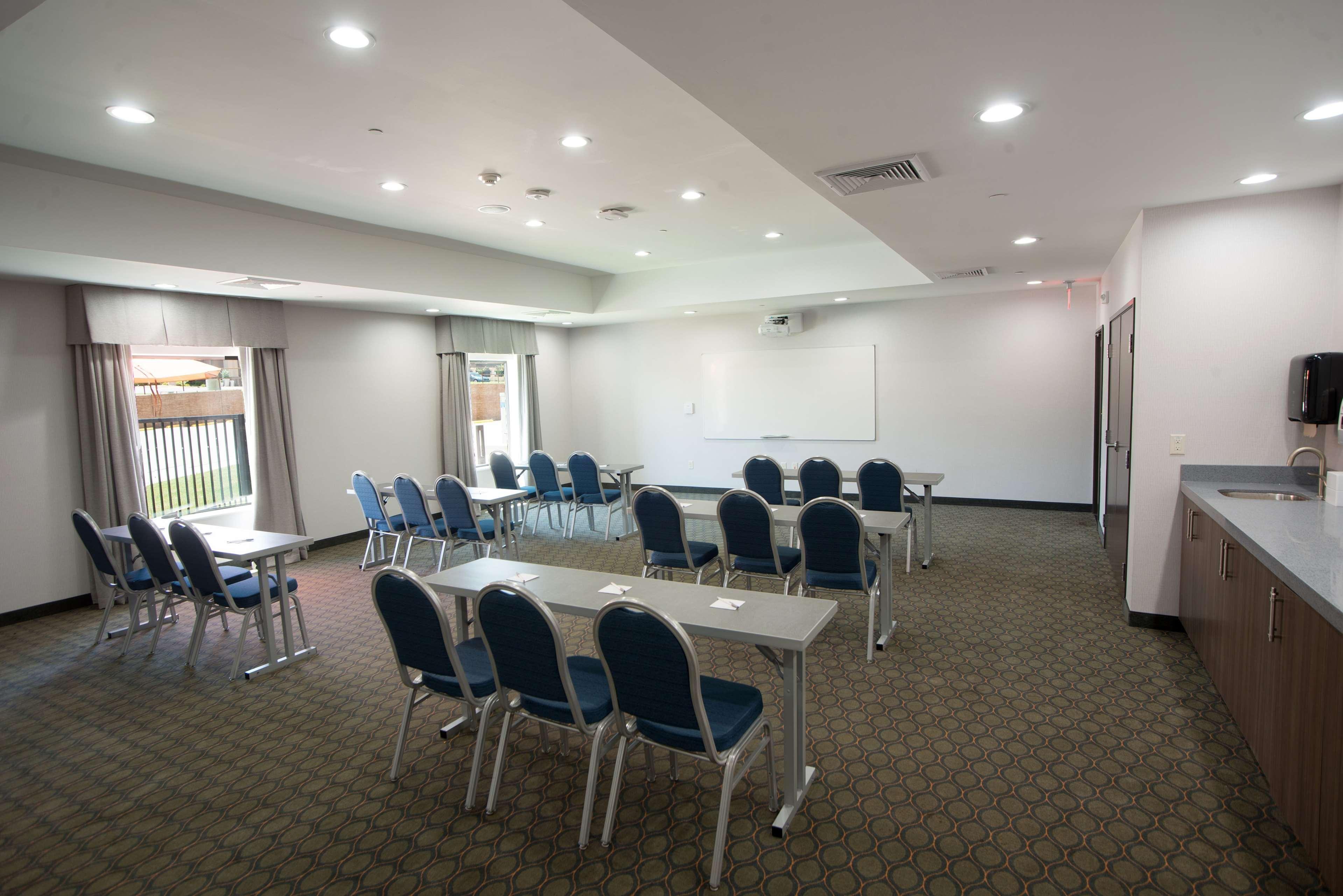Hampton Inn & Suites Stillwater West Экстерьер фото